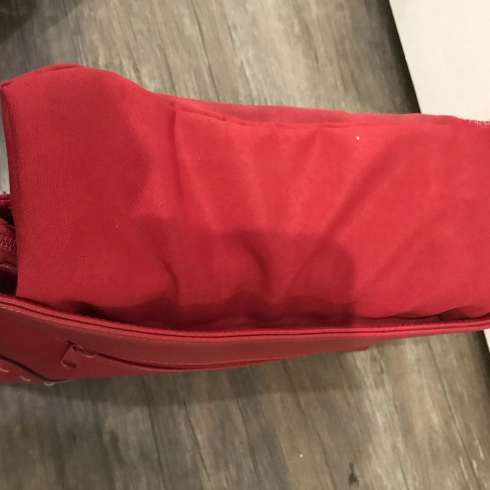 Vinolo Red handbag Sling Style Small - Picture 13 of 15